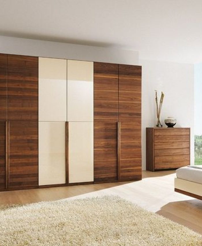 Какую мебель будет правильно выбрать для малогабаритной квартиры: немецкие шкафы купе.